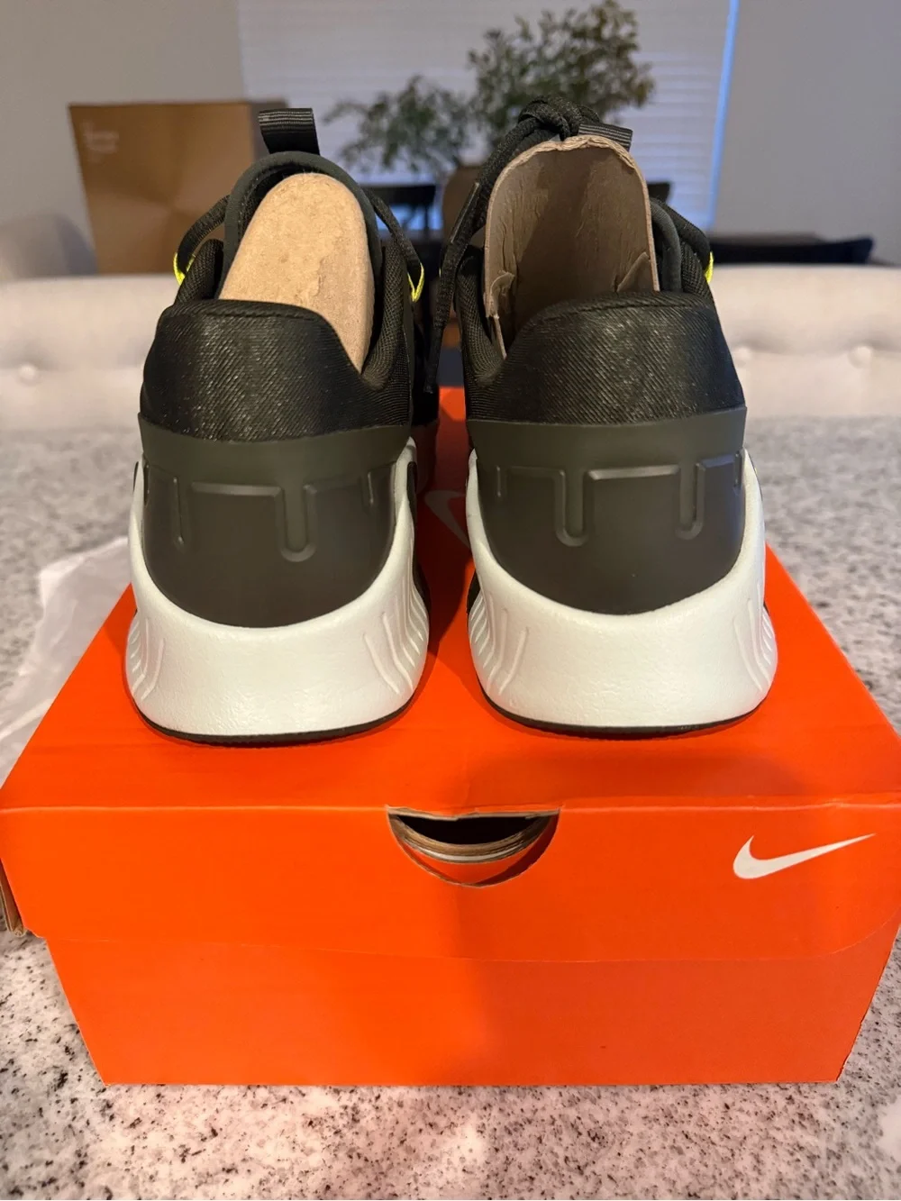 NWT Nike Free Metcon 5 'Sequoia High Voltage'